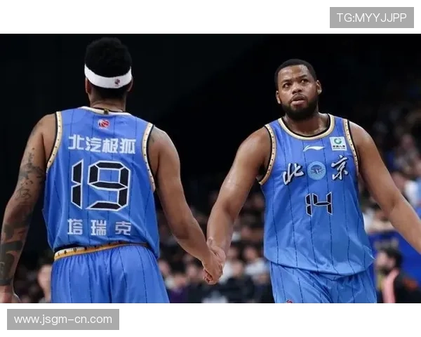 北京男篮六人合同到期,陈盈骏方硕续约情况基本确定,四外援离队_球员_本赛季